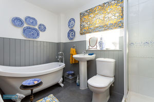 Bathroom- click for photo gallery